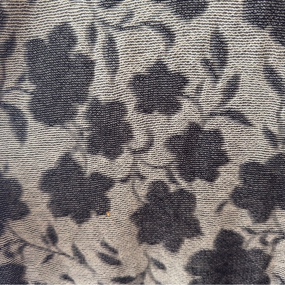 NWT Armani Collezioni Floral Top - Picture 7 of 8